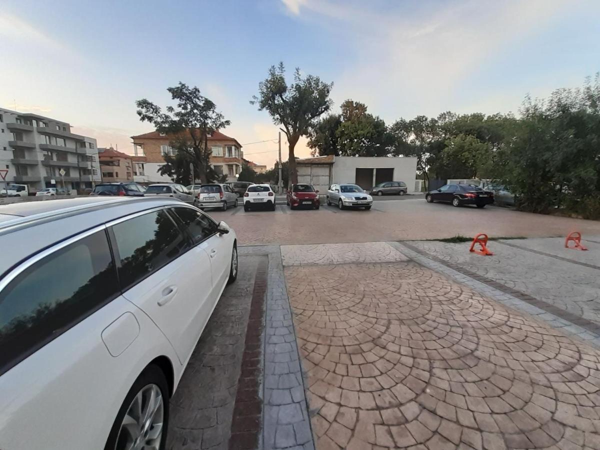 Слънце И Море Сарафово Lejlighed Burgas City Eksteriør billede